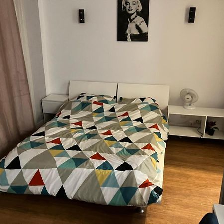 Eiffel Tower Champs De Mars Apartment Paris Ngoại thất bức ảnh